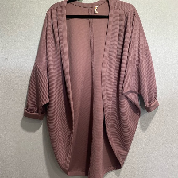 Lucy Tops - Mauve Lucy Wrap